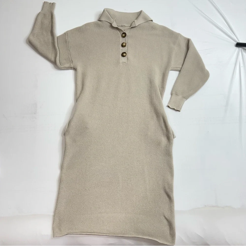 Fitted Long Sleeve Knit Dress in Beige Button neck and collar with pockets SMALL - Picture 6 of 11